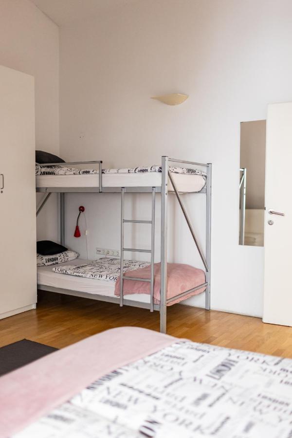 Cukrarna Guest * Kranj