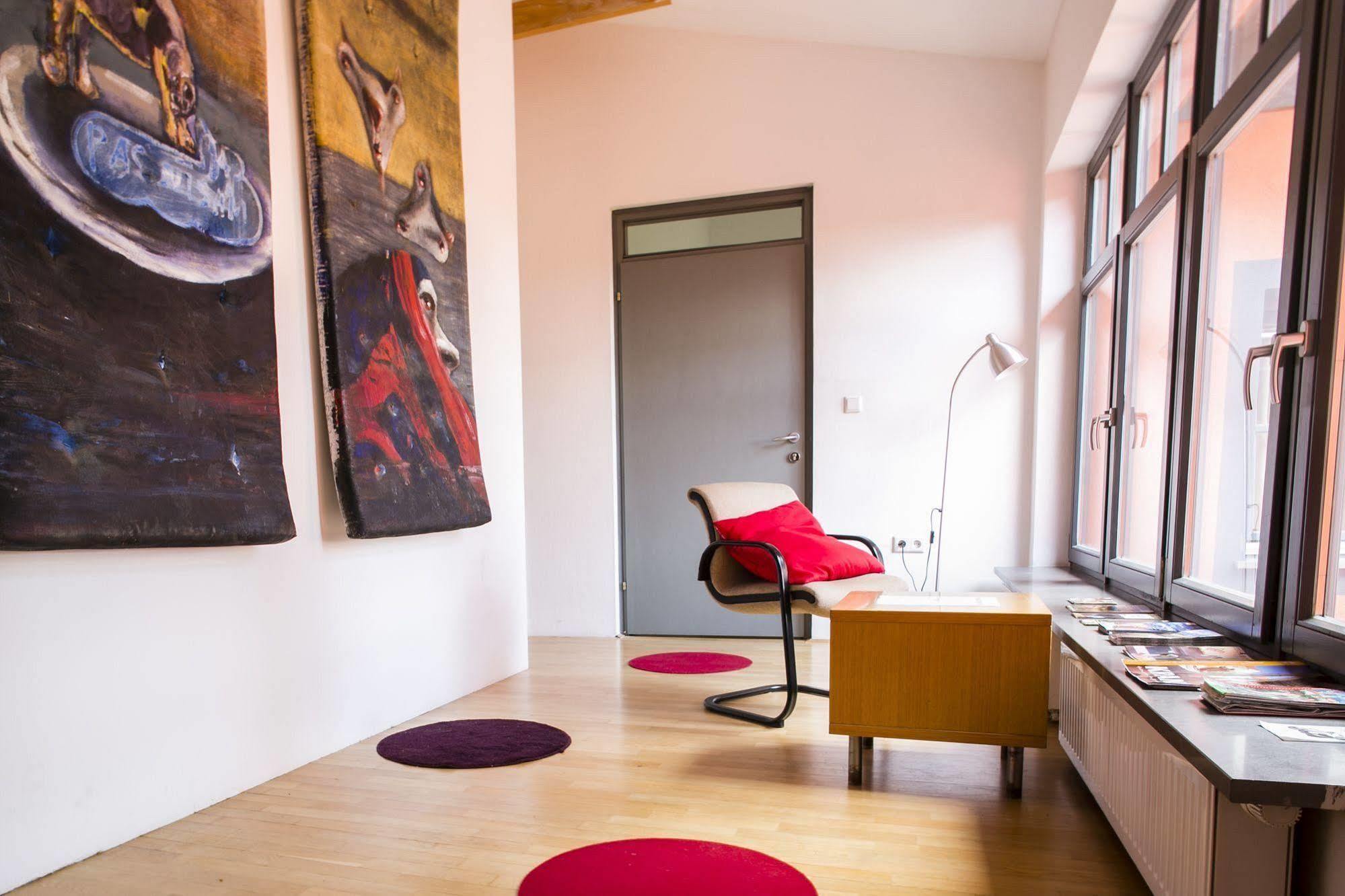 Cukrarna Guest Hostel